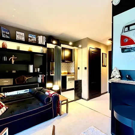 Bright With Balcony And Pool Apartmán Megève