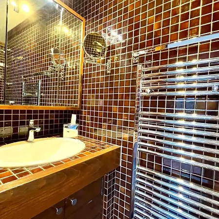 Apartmán Bright With Balcony And Pool