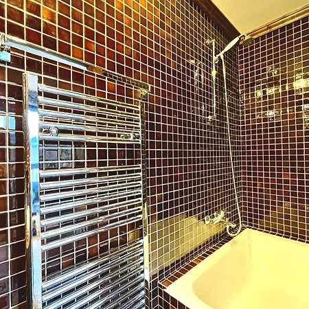 Bright With Balcony And Pool Межев