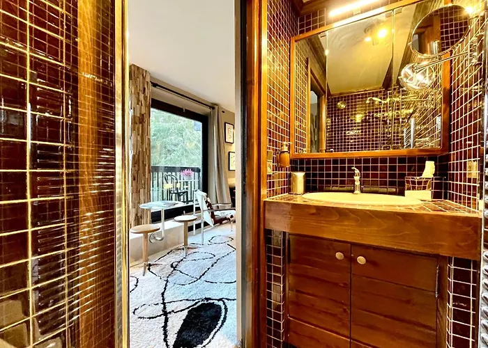 Bright With Balcony And Pool Apartmán Megève